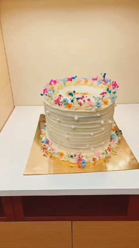 Elegant & Floral birthday mocha cake 1/2kg