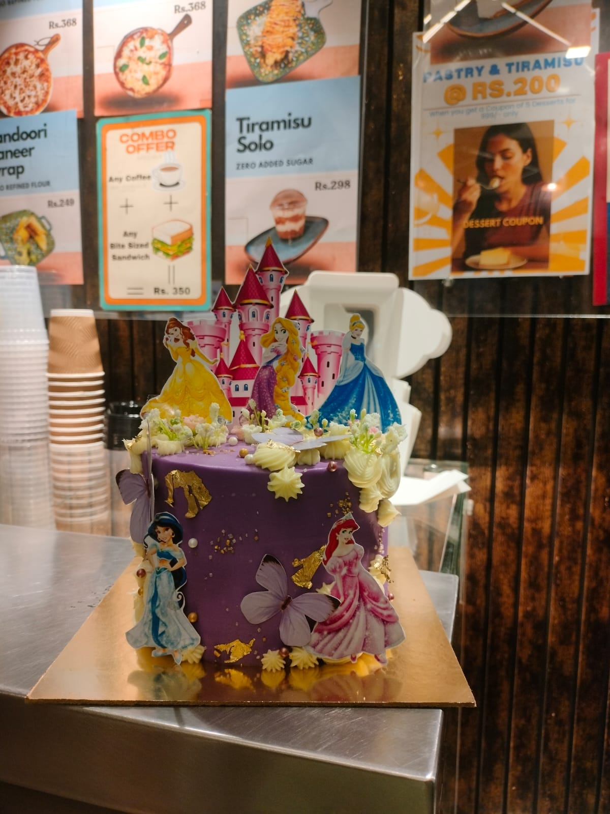 Princess Themed Chocolate Cake 1/2 kg